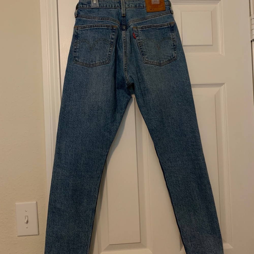 LEVI 501s skinny jeans 25x28